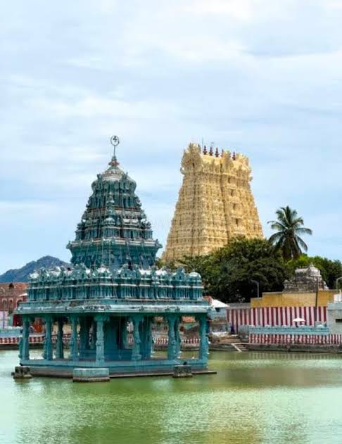 1008 Lingam Temple in Salem