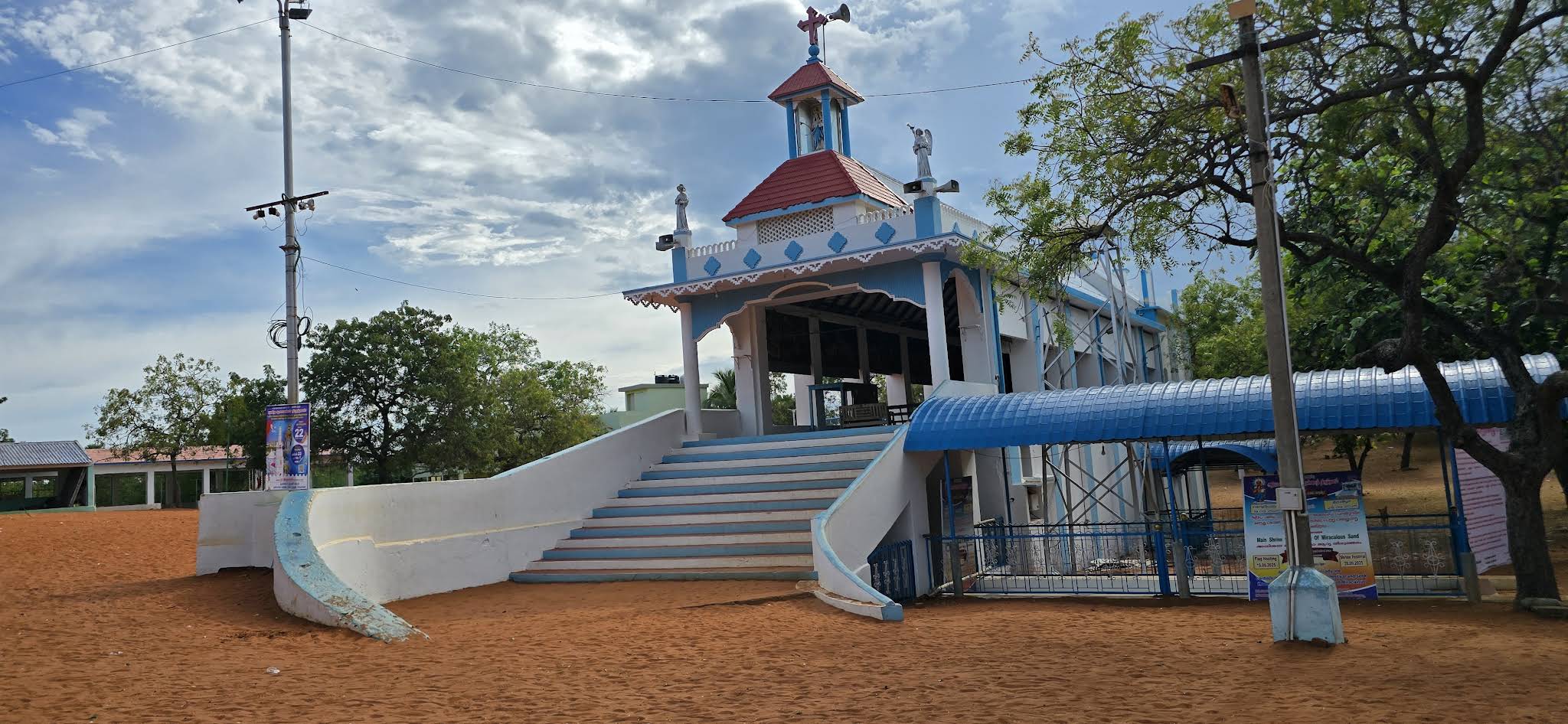 Athisaya Manal Matha Shrine in Thoothukudi