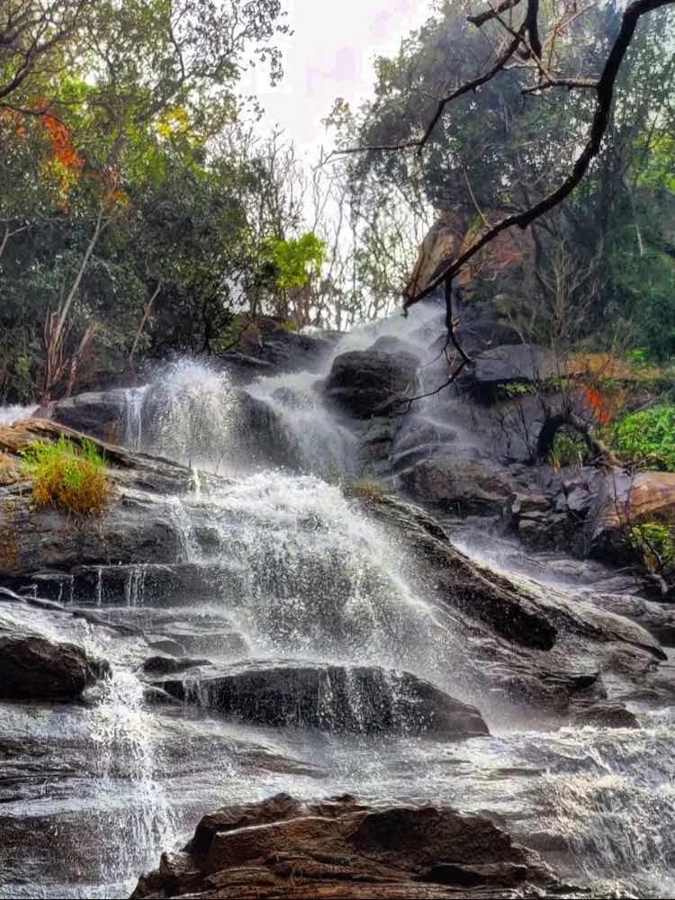 Kiliyur Falls in Salem
