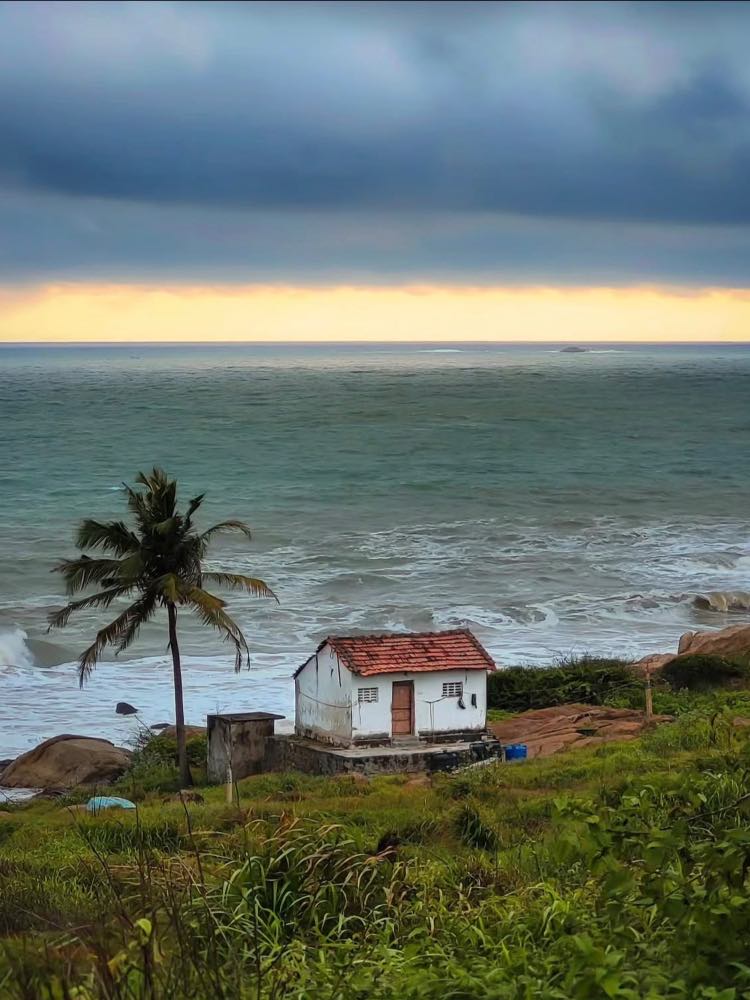 Muttom Beach in Kanyakumari
