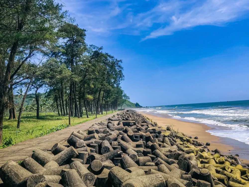 Querim Beach (Keri Beach) in Goa