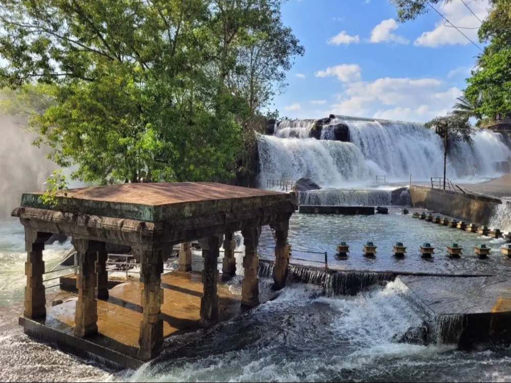 Thirparappu Waterfalls in Kanyakumari